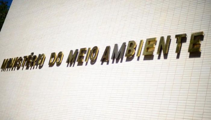 Governo fecha acordo salarial com servidores federais ambientais